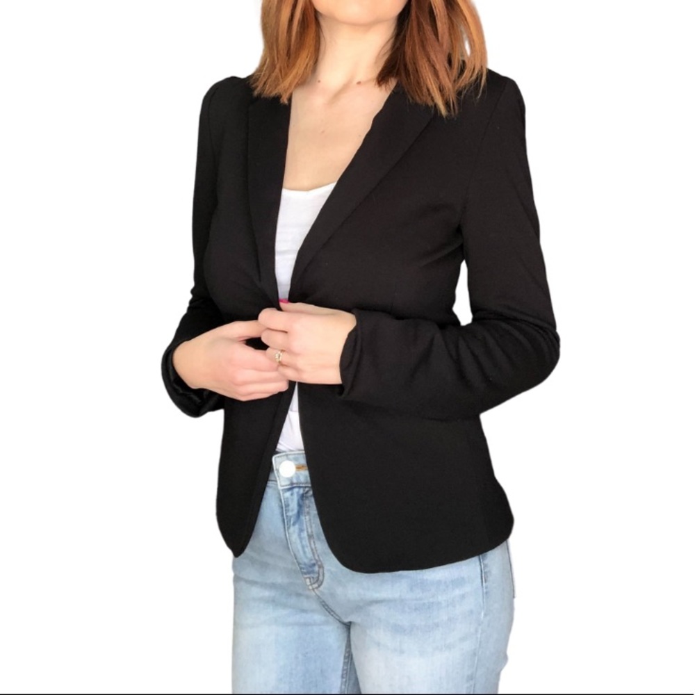 F21 long sleeve blazer